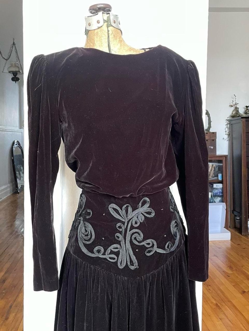 Vintage velvet maxi dress - Picture 2 of 6